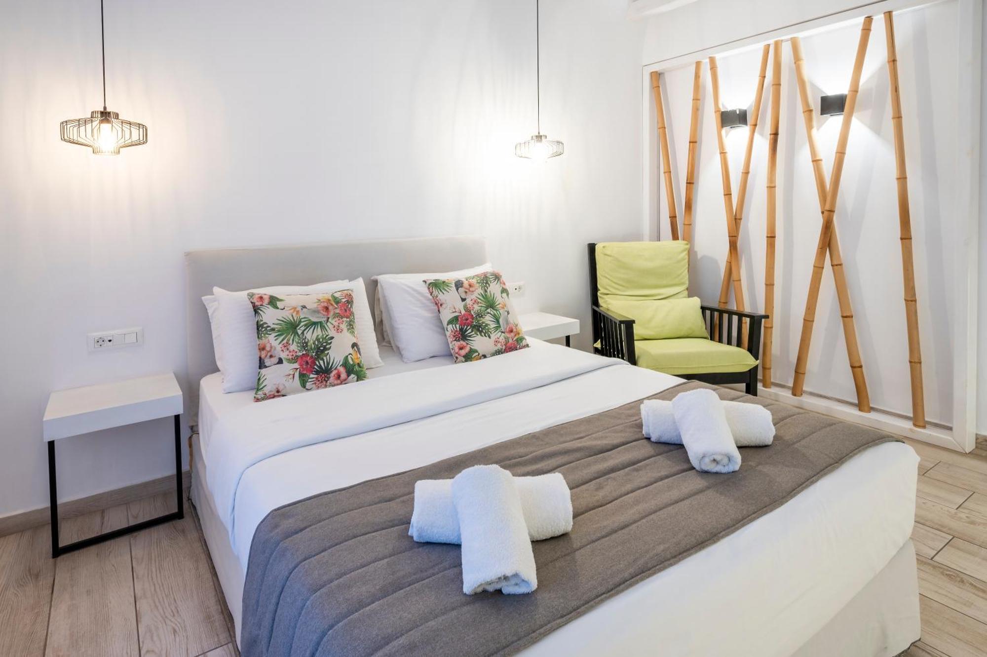 Smy Mediterranean White Santorini (Adults Only) Kamári Exterior foto
