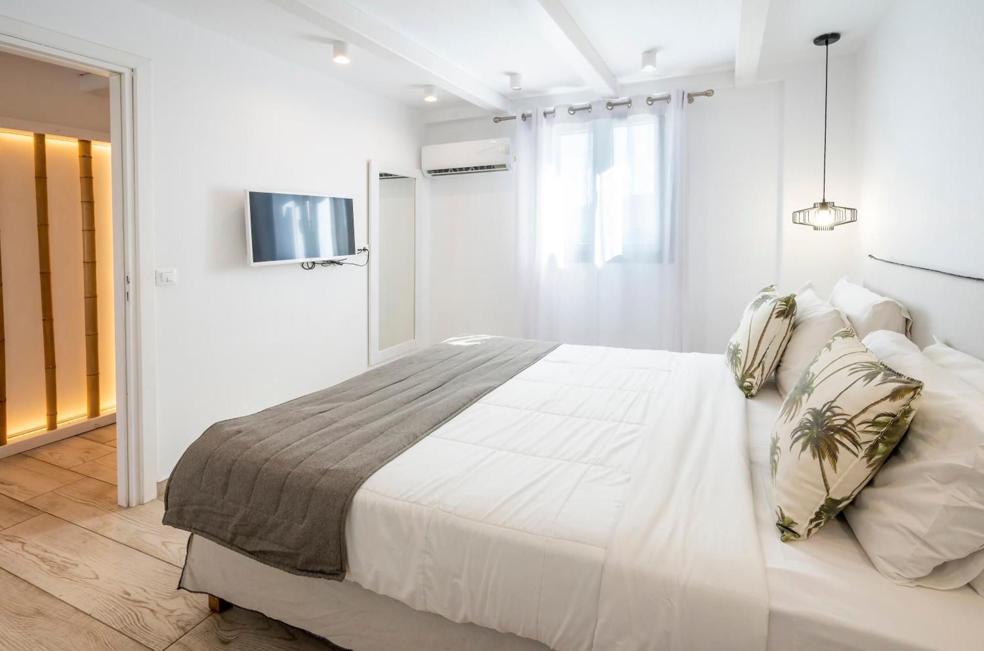 Smy Mediterranean White Santorini (Adults Only) Kamári Exterior foto